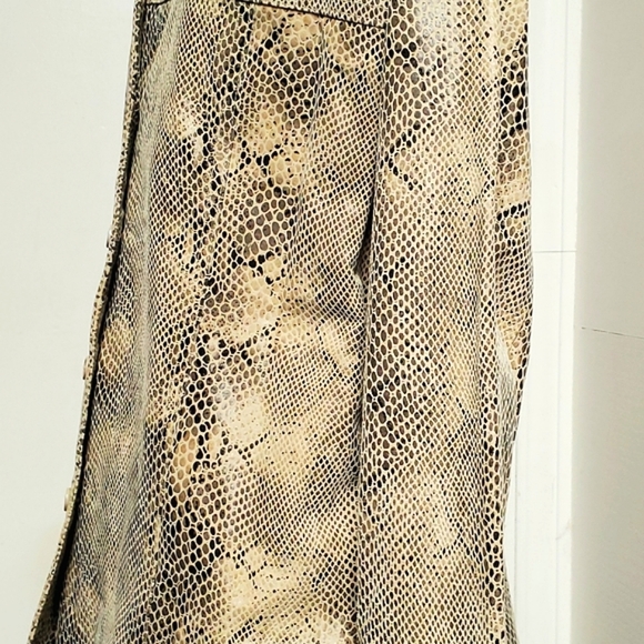 Adorable A.M.I. Snake Reptile Suede Leather Jacket RARE Size Medium - Picture 4 of 7